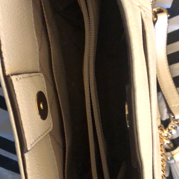 NWOT BEIGE MK HANDBAG - Picture 5 of 6